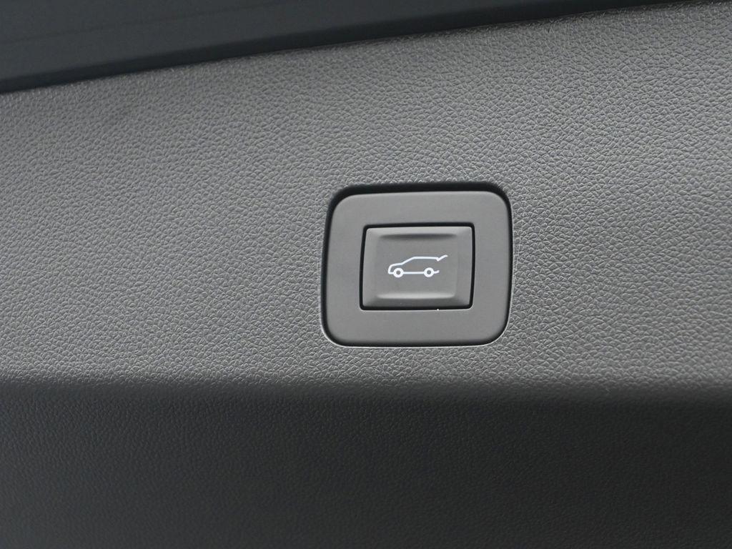 new 2025 Buick Encore GX car, priced at $35,830