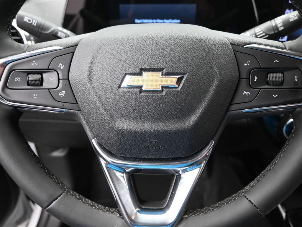 used 2025 Chevrolet Trax car, priced at $25,103