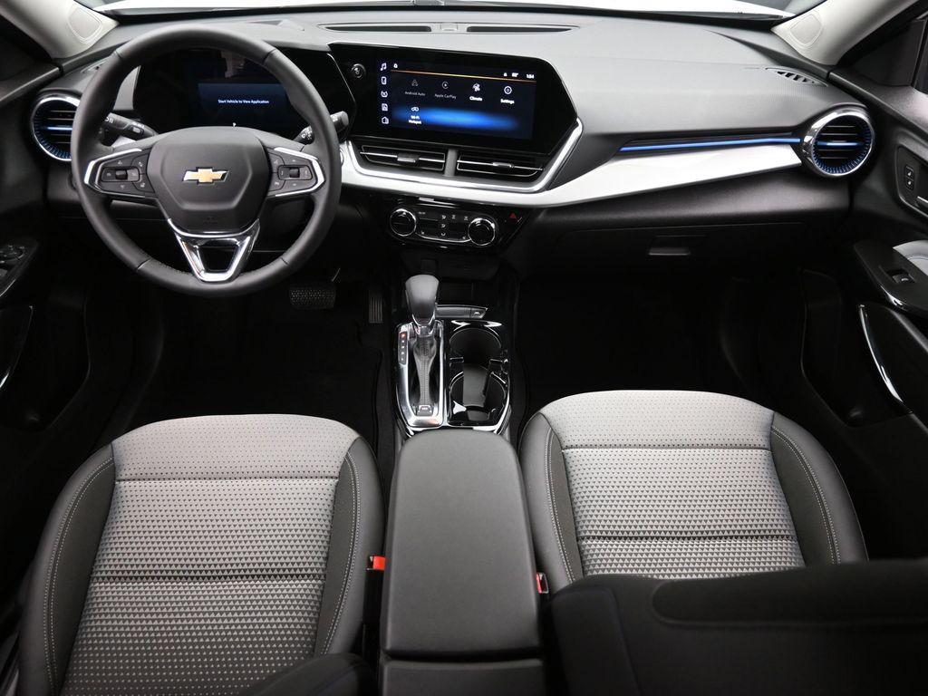 used 2025 Chevrolet Trax car, priced at $25,103