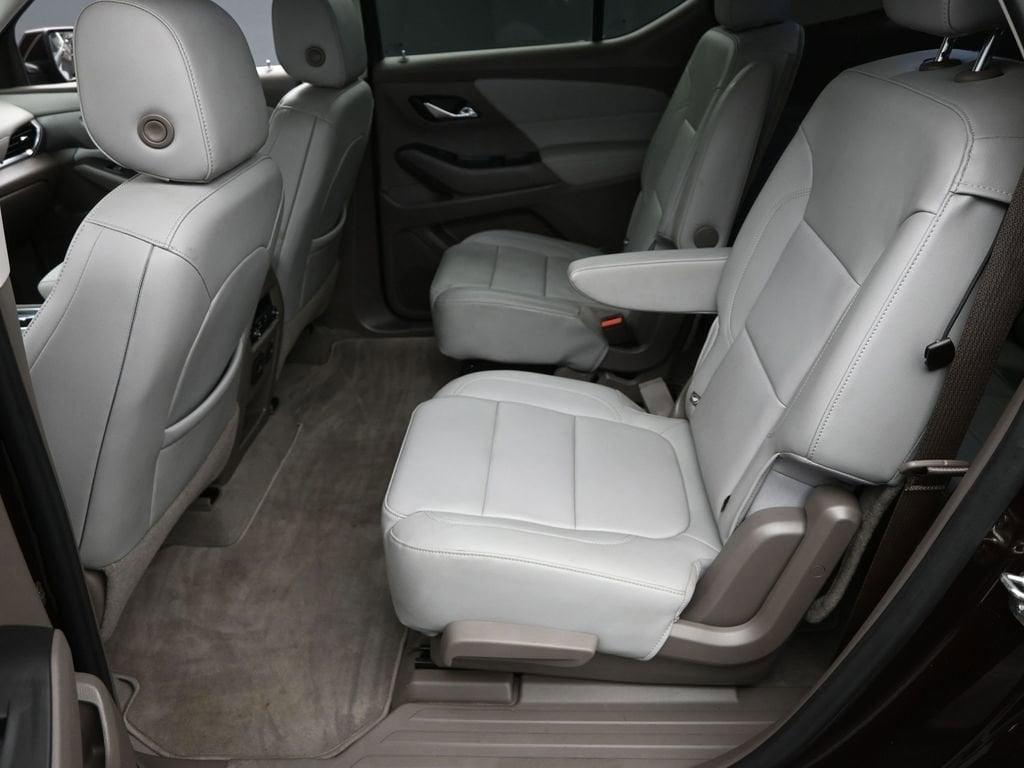 used 2021 Chevrolet Traverse car, priced at $24,998