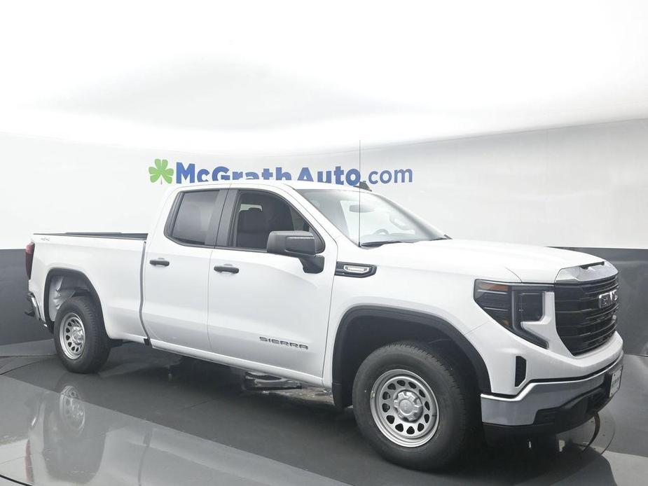 new 2025 GMC Sierra 1500 car, priced at $45,555