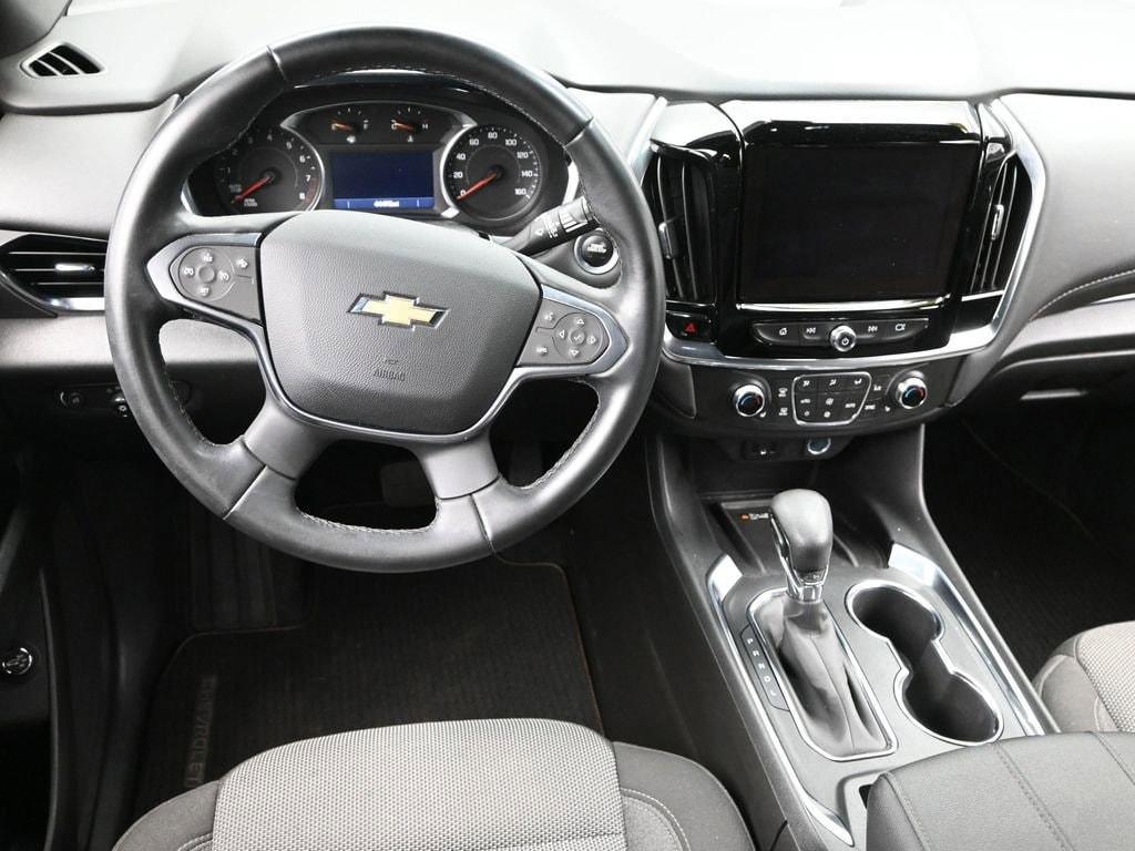 used 2023 Chevrolet Traverse car, priced at $31,898