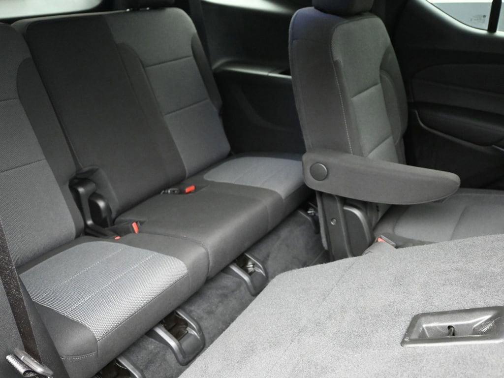 used 2023 Chevrolet Traverse car, priced at $31,898