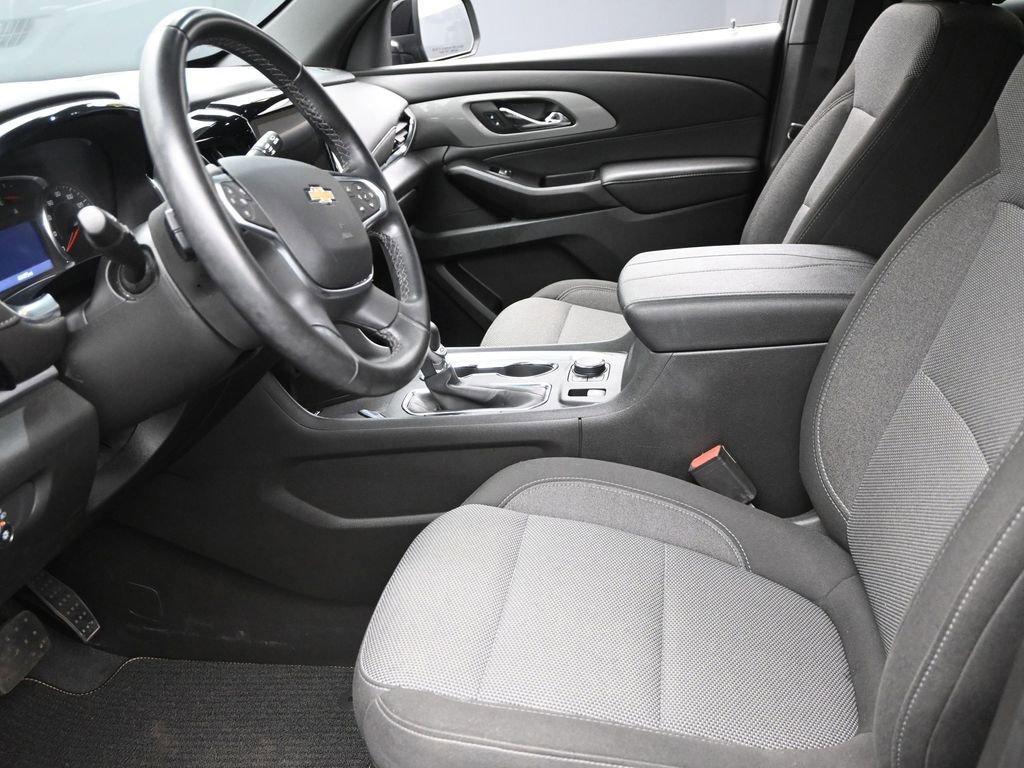 used 2023 Chevrolet Traverse car, priced at $31,898