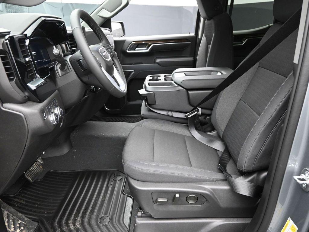 new 2025 GMC Sierra 1500 car, priced at $50,790