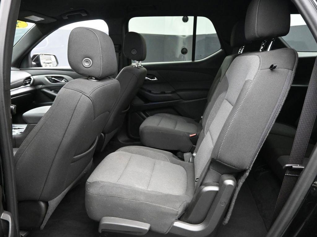 used 2023 Chevrolet Traverse car, priced at $27,398