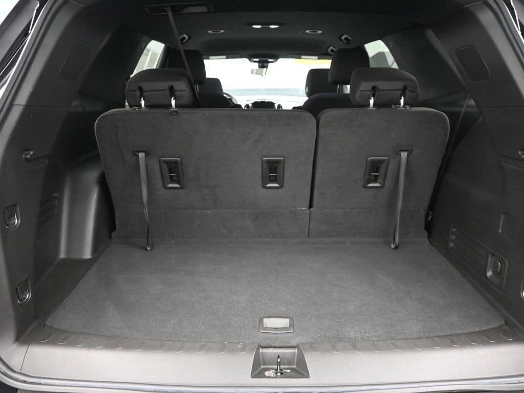 used 2023 Chevrolet Traverse car, priced at $27,398