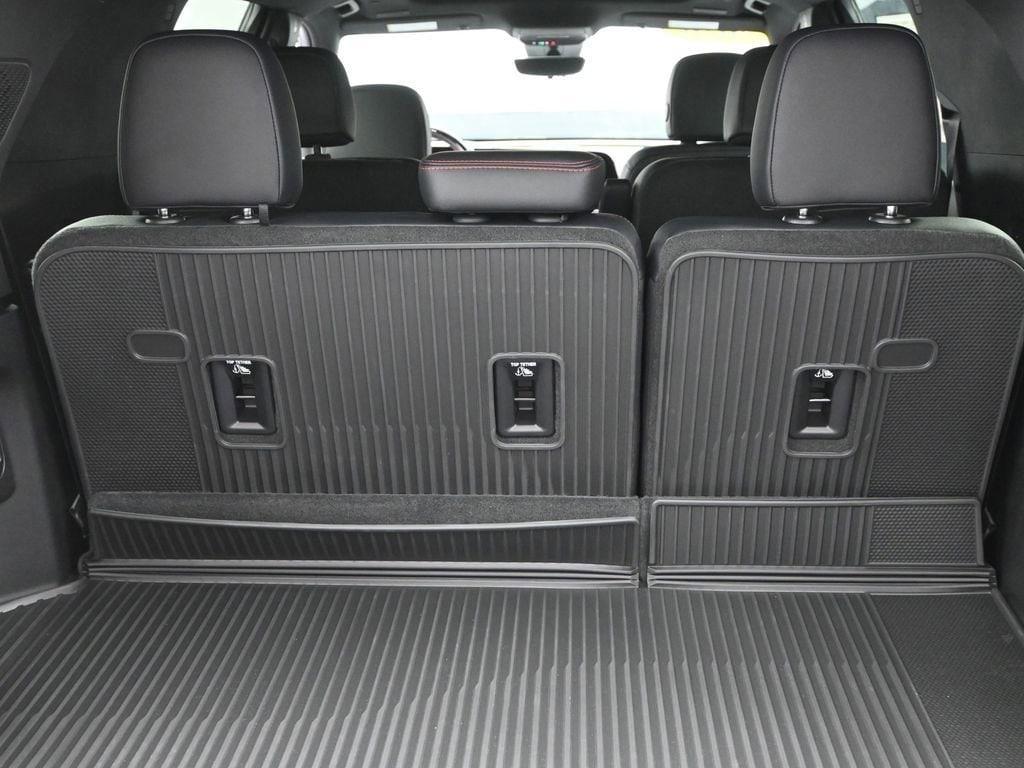 new 2026 Chevrolet Traverse car, priced at $59,245