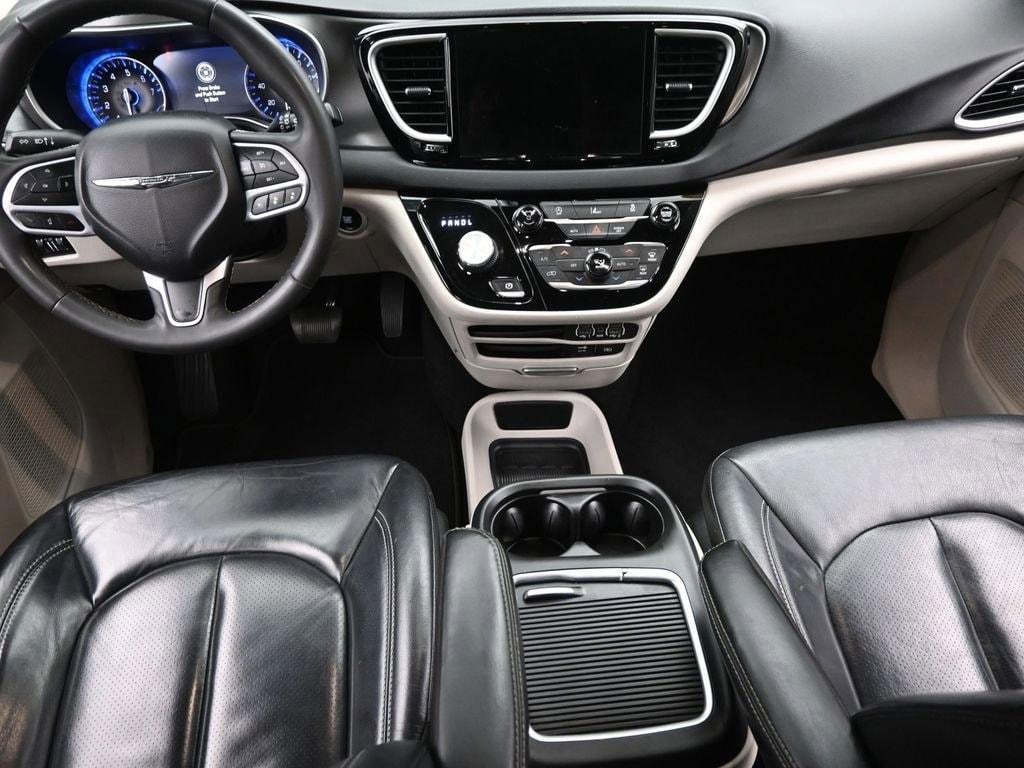 used 2022 Chrysler Pacifica car, priced at $21,900