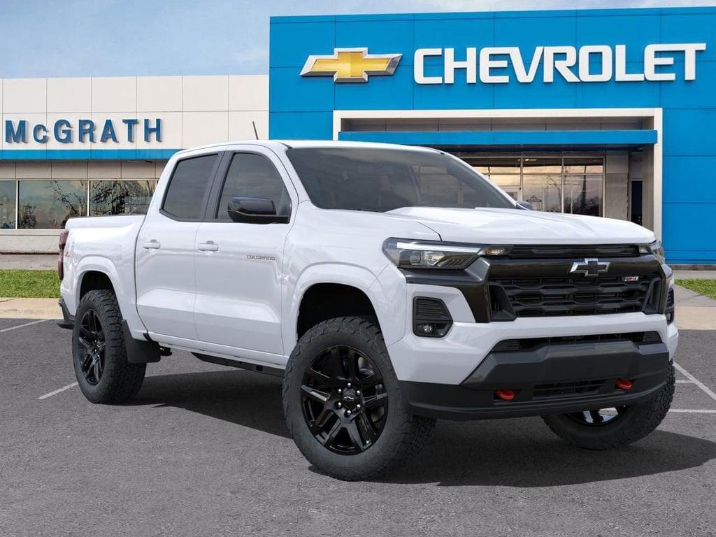 new 2025 Chevrolet Colorado car, priced at $48,165