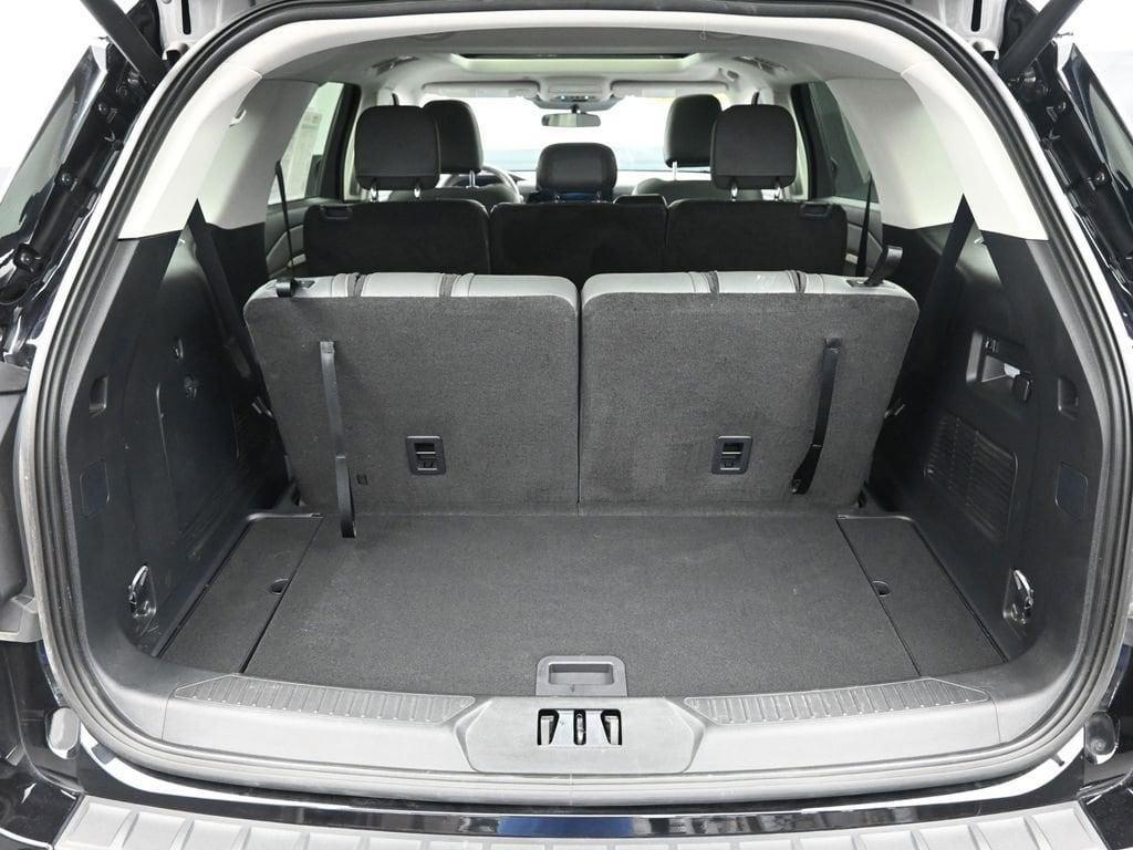 used 2025 Ford Explorer car, priced at $41,998