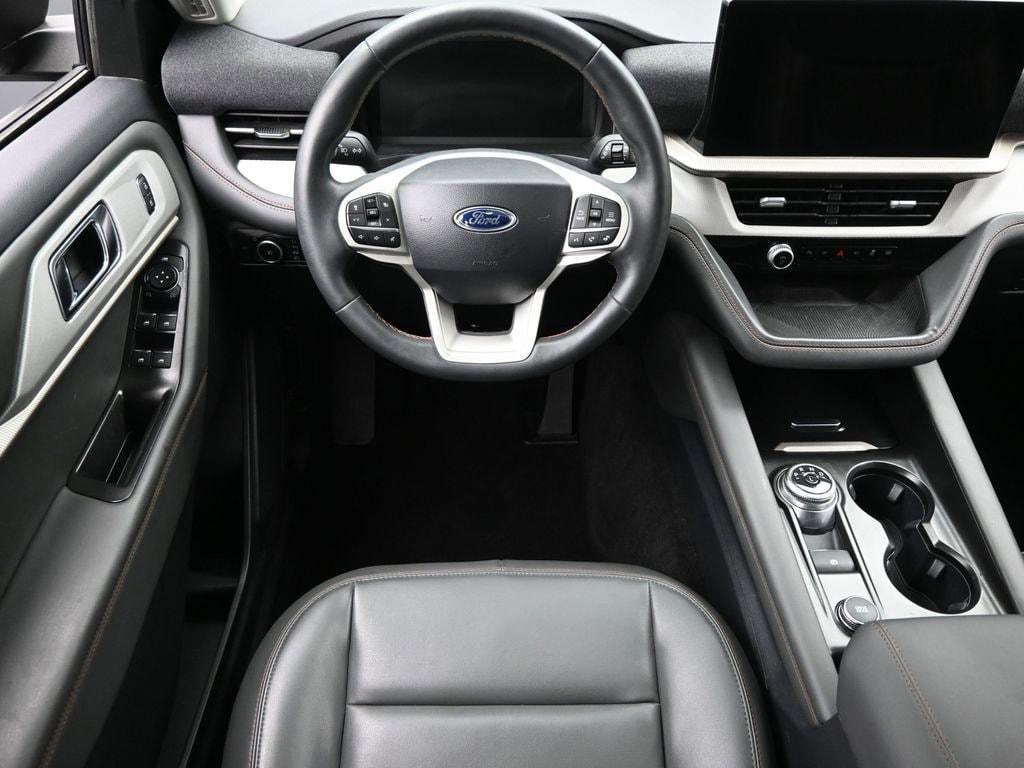 used 2025 Ford Explorer car, priced at $41,998