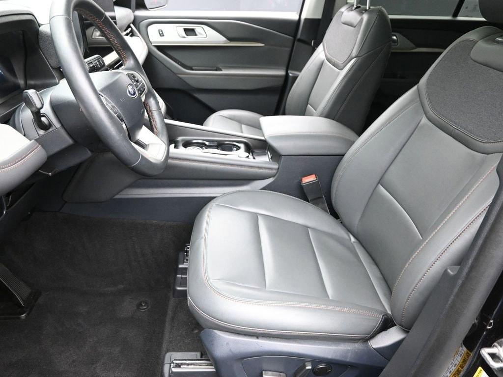 used 2025 Ford Explorer car, priced at $41,998