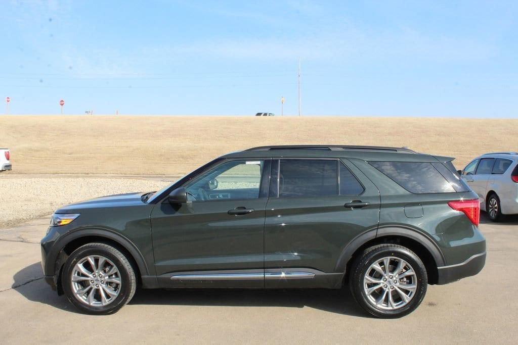 used 2022 Ford Explorer car, priced at $30,998