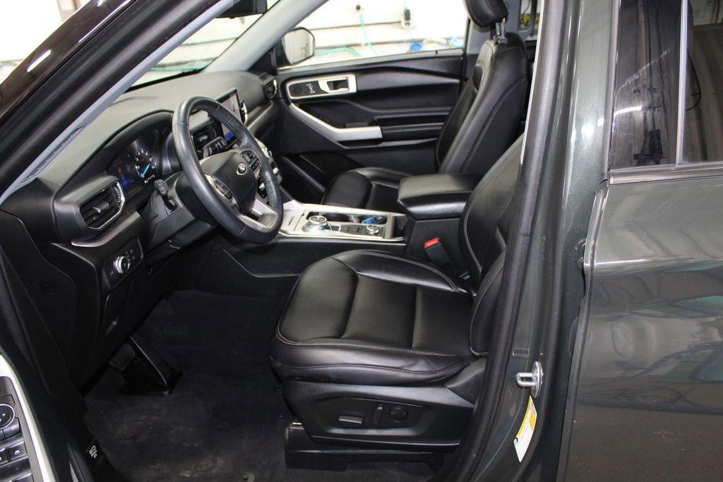 used 2022 Ford Explorer car, priced at $30,998