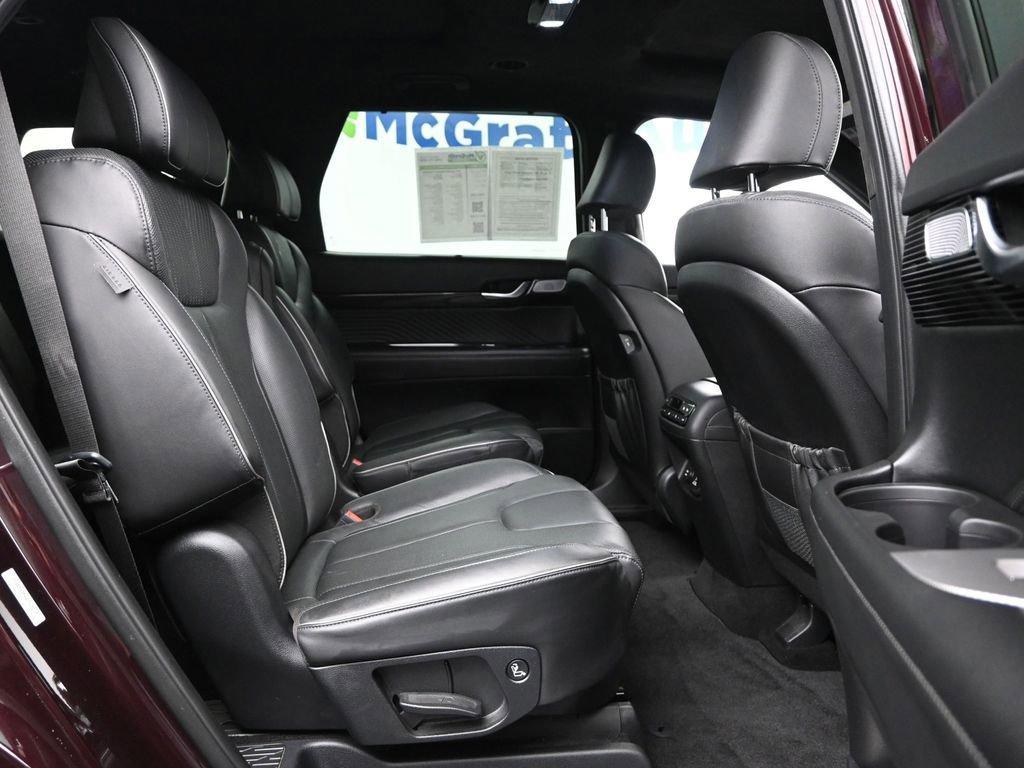 used 2024 Hyundai Palisade car, priced at $43,717