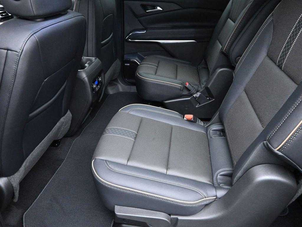 new 2026 Chevrolet Traverse car, priced at $58,995