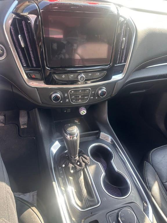 used 2020 Chevrolet Traverse car, priced at $25,998