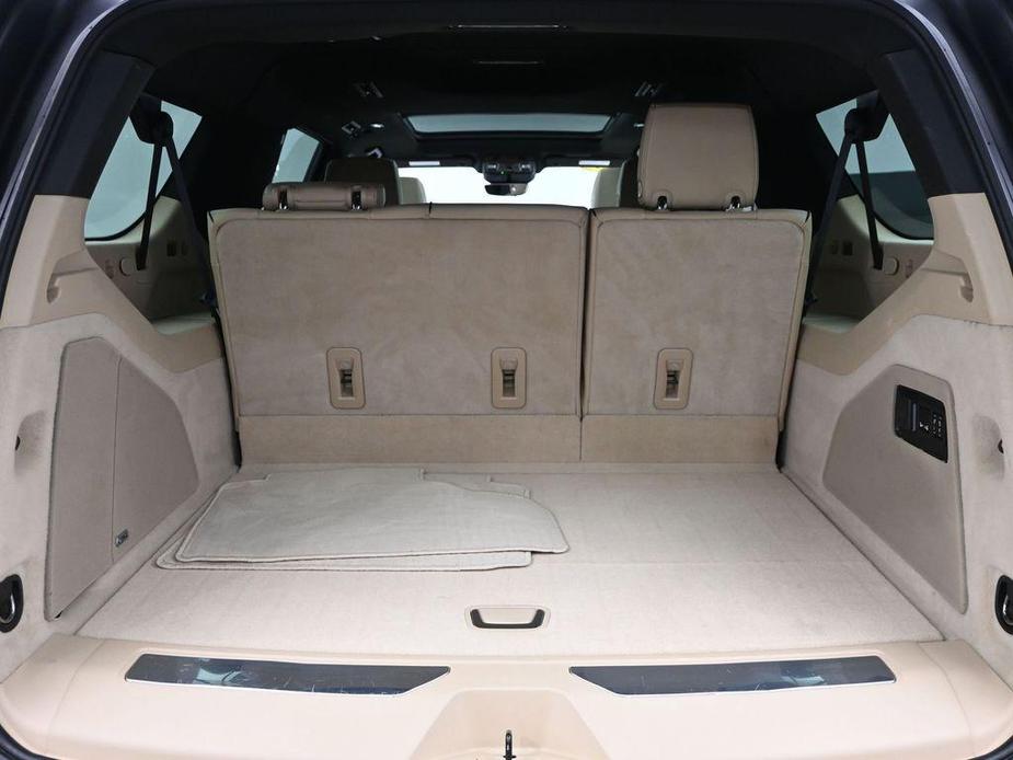 used 2023 Cadillac Escalade ESV car, priced at $77,998