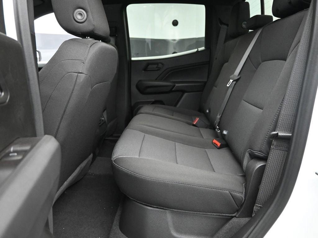 new 2025 Chevrolet Colorado car, priced at $33,140