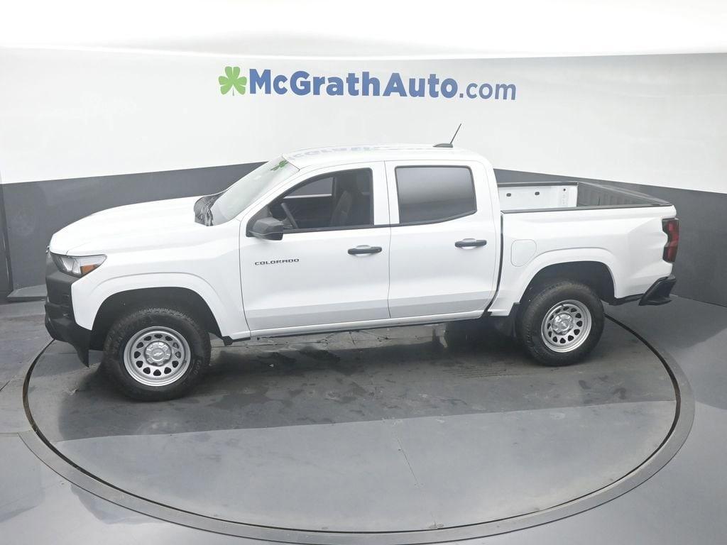 new 2025 Chevrolet Colorado car, priced at $33,140