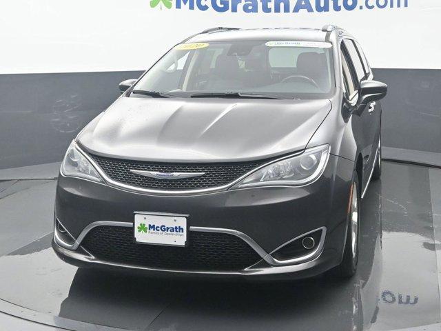 used 2020 Chrysler Pacifica car, priced at $27,998