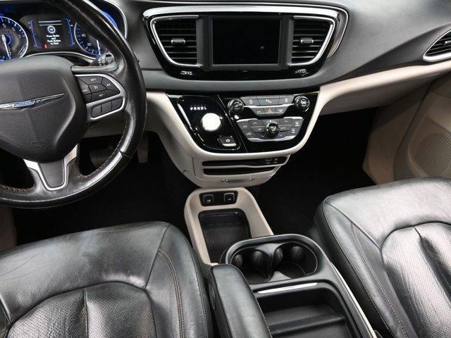 used 2020 Chrysler Pacifica car, priced at $27,998