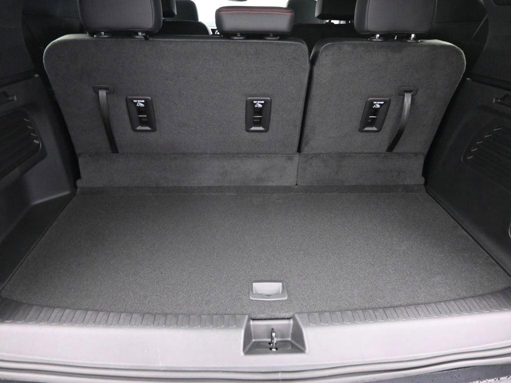 new 2026 Chevrolet Traverse car, priced at $53,520