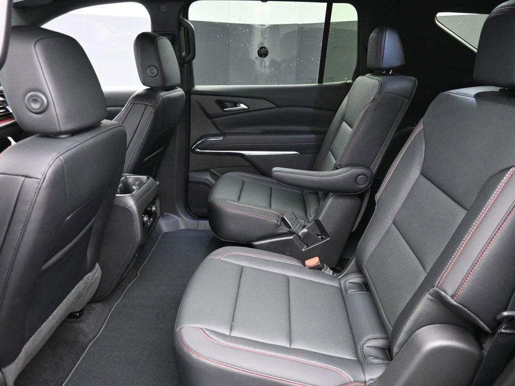 new 2026 Chevrolet Traverse car, priced at $53,520