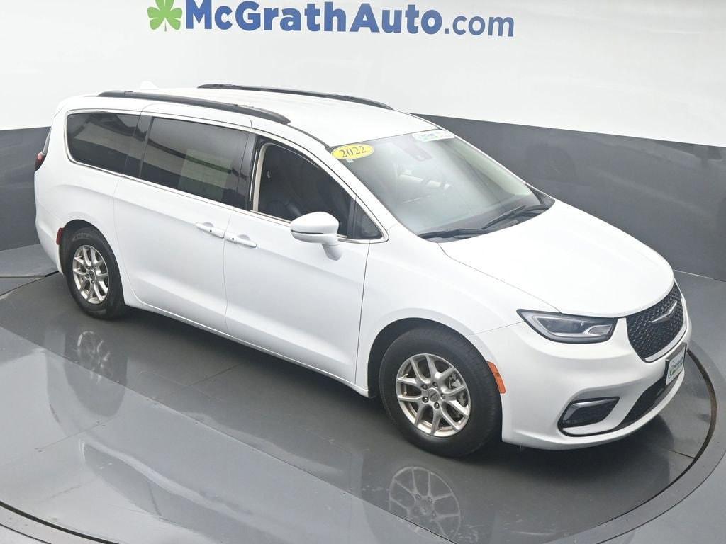 used 2022 Chrysler Pacifica car, priced at $25,351