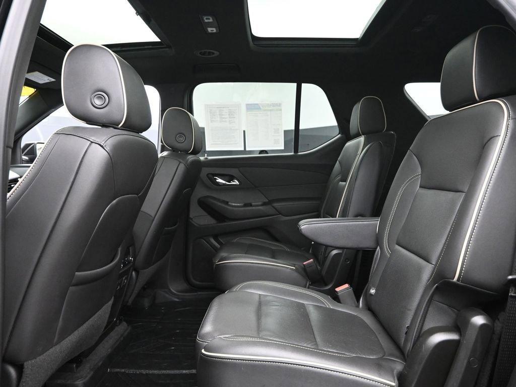 used 2022 Chevrolet Traverse car, priced at $34,998
