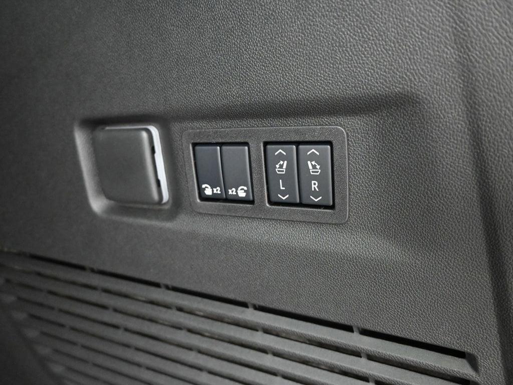 new 2026 Chevrolet Suburban car, priced at $84,531