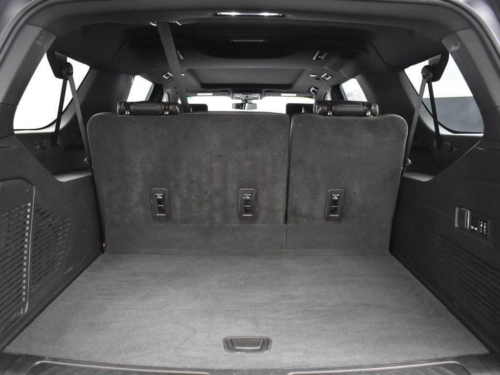 used 2022 GMC Yukon XL car, priced at $52,998