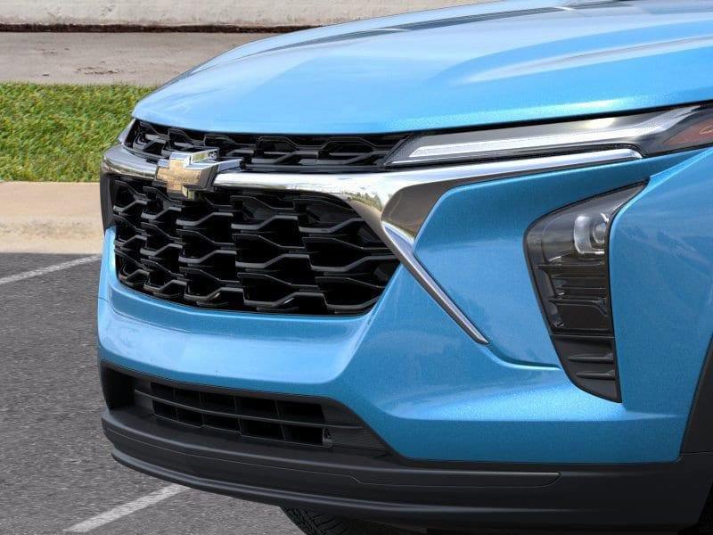 new 2025 Chevrolet Trax car, priced at $22,718