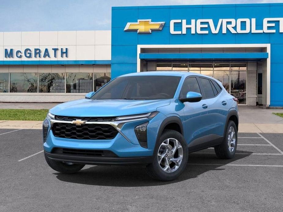 new 2025 Chevrolet Trax car, priced at $22,718