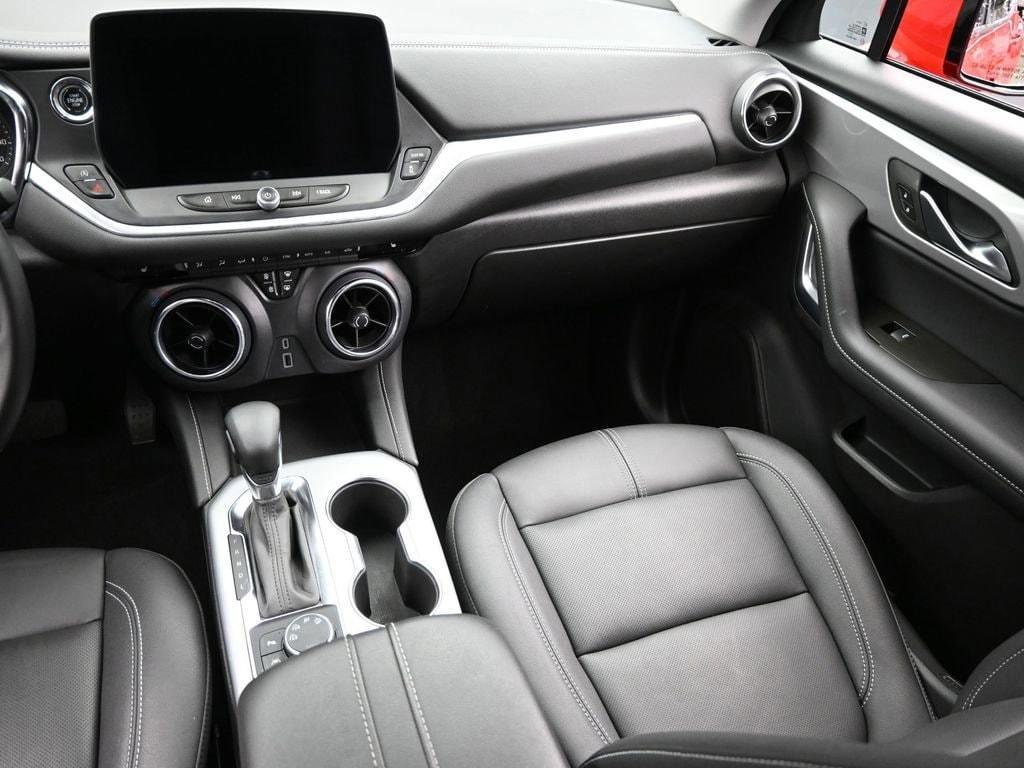 used 2024 Chevrolet Blazer car, priced at $30,900