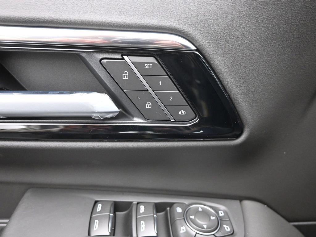 new 2025 Chevrolet Suburban car, priced at $75,695