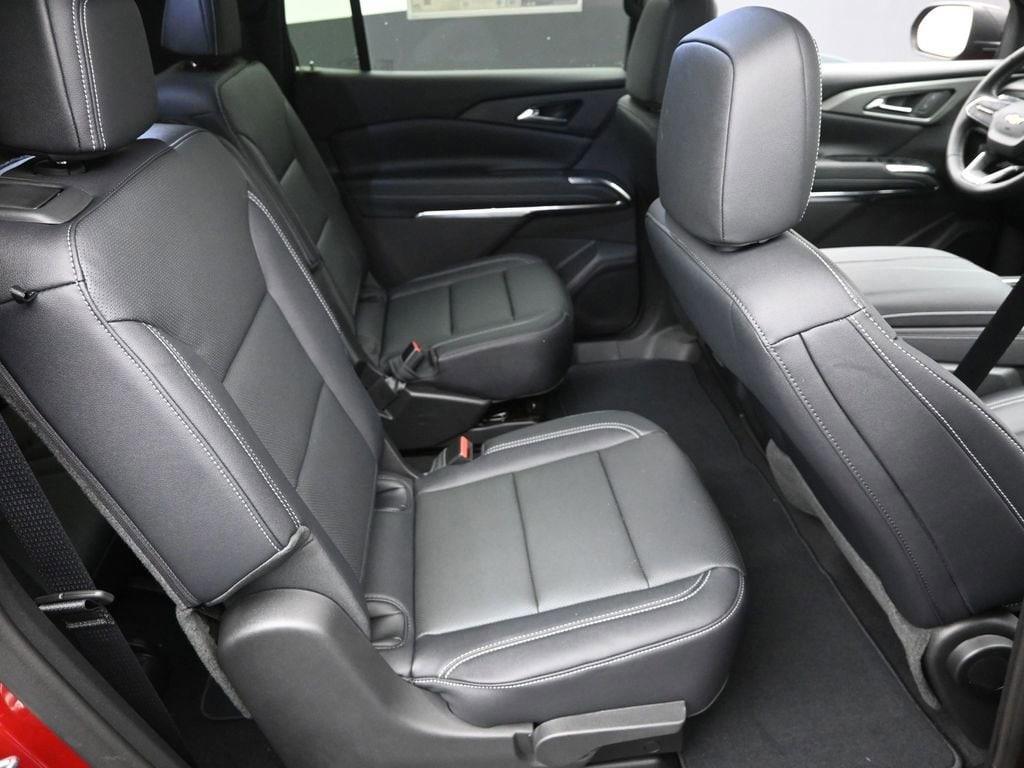 new 2026 Chevrolet Traverse car, priced at $46,157