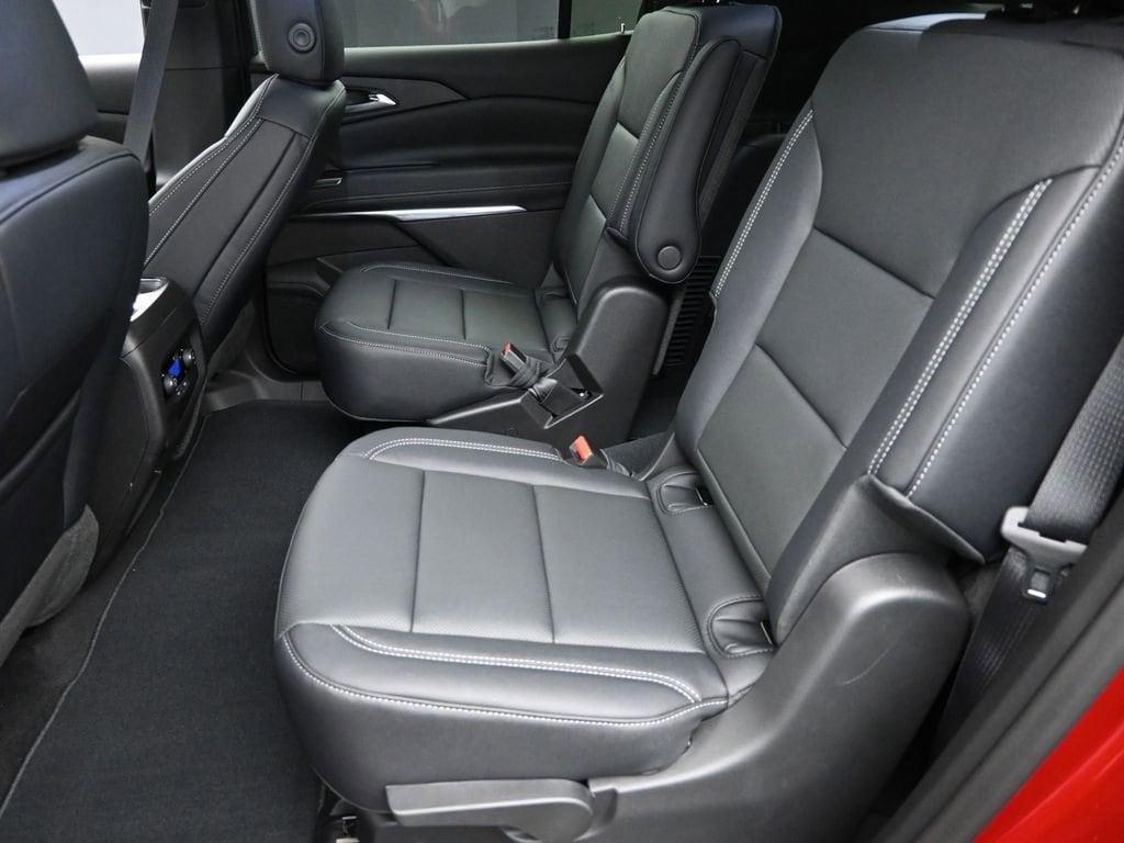 new 2026 Chevrolet Traverse car, priced at $46,157