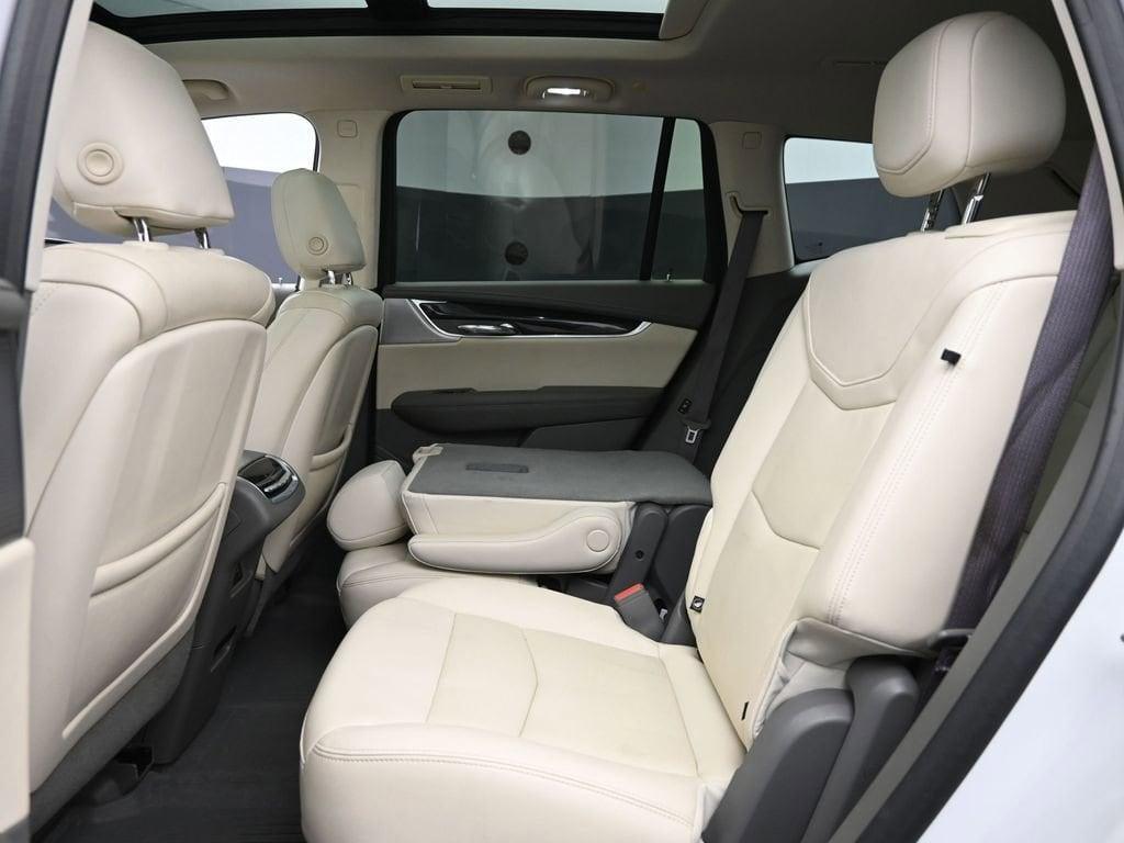 used 2021 Cadillac XT6 car, priced at $30,498