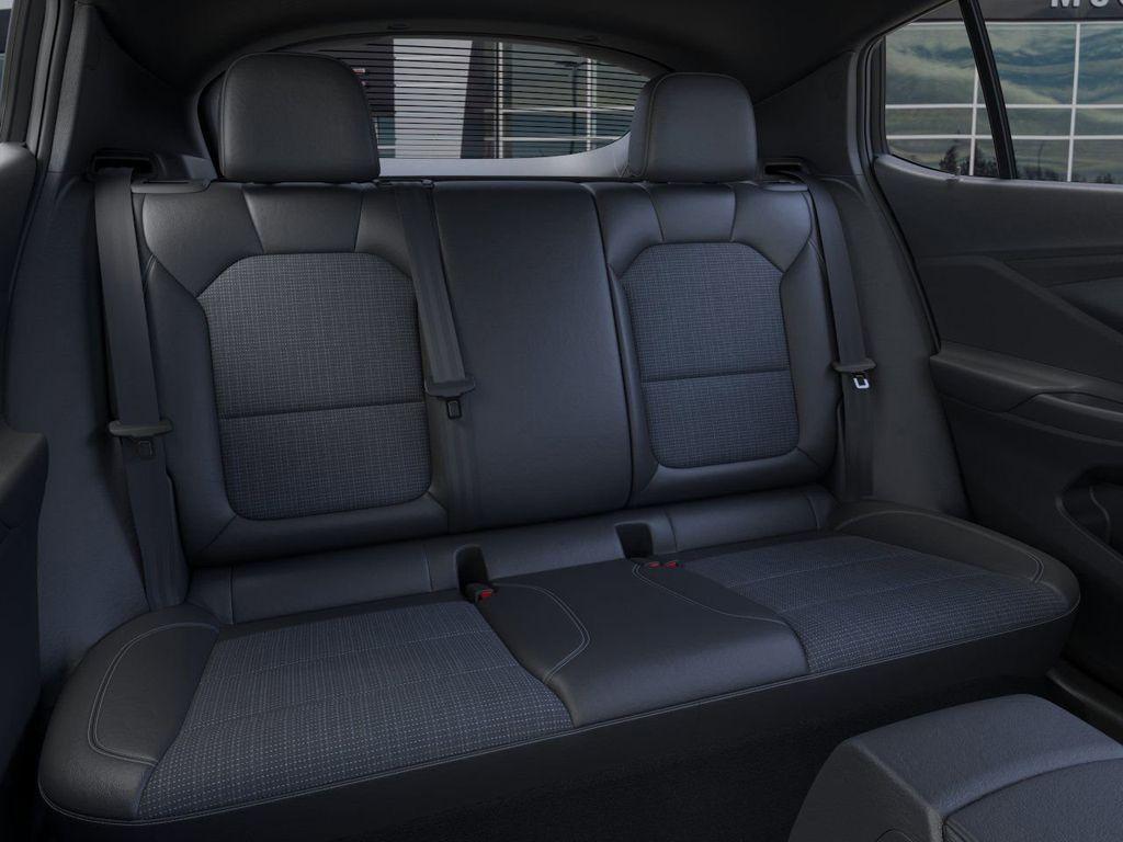 new 2025 Buick Envista car, priced at $28,025