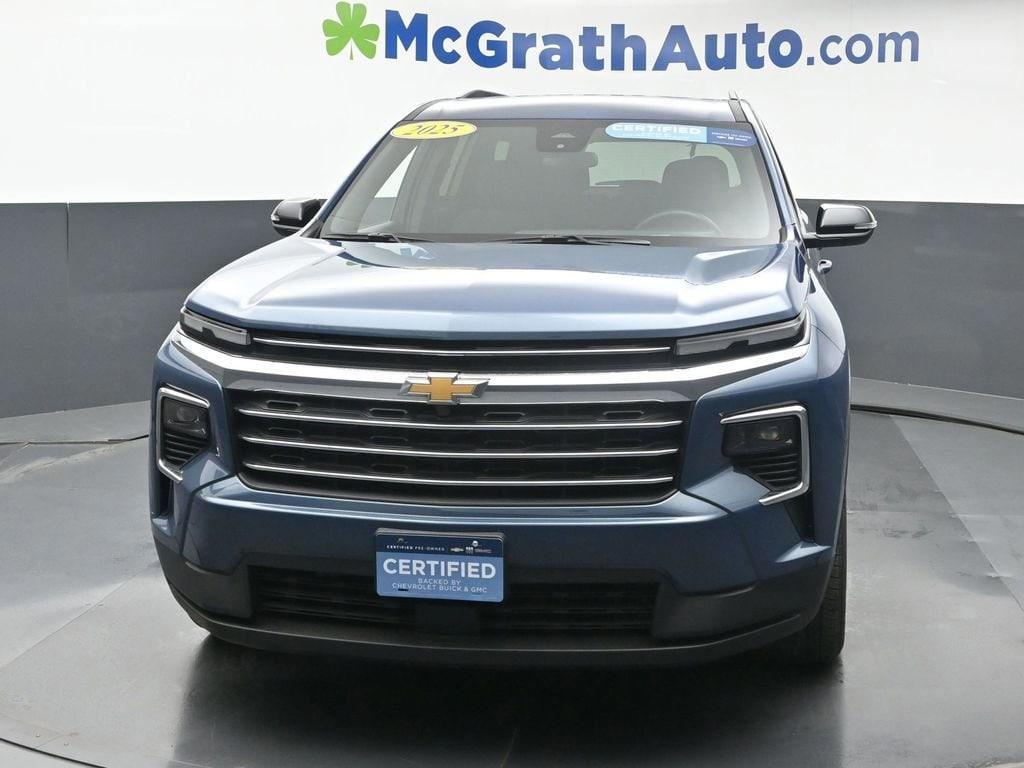 used 2025 Chevrolet Traverse car, priced at $37,998