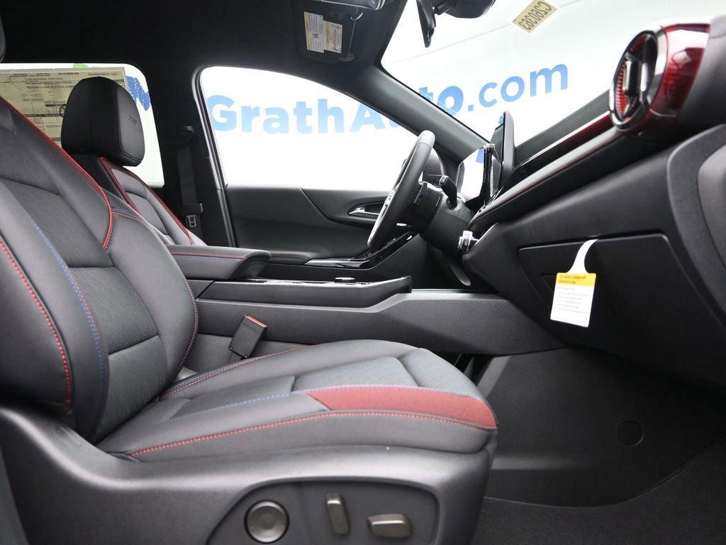 new 2026 Chevrolet Equinox car, priced at $33,340