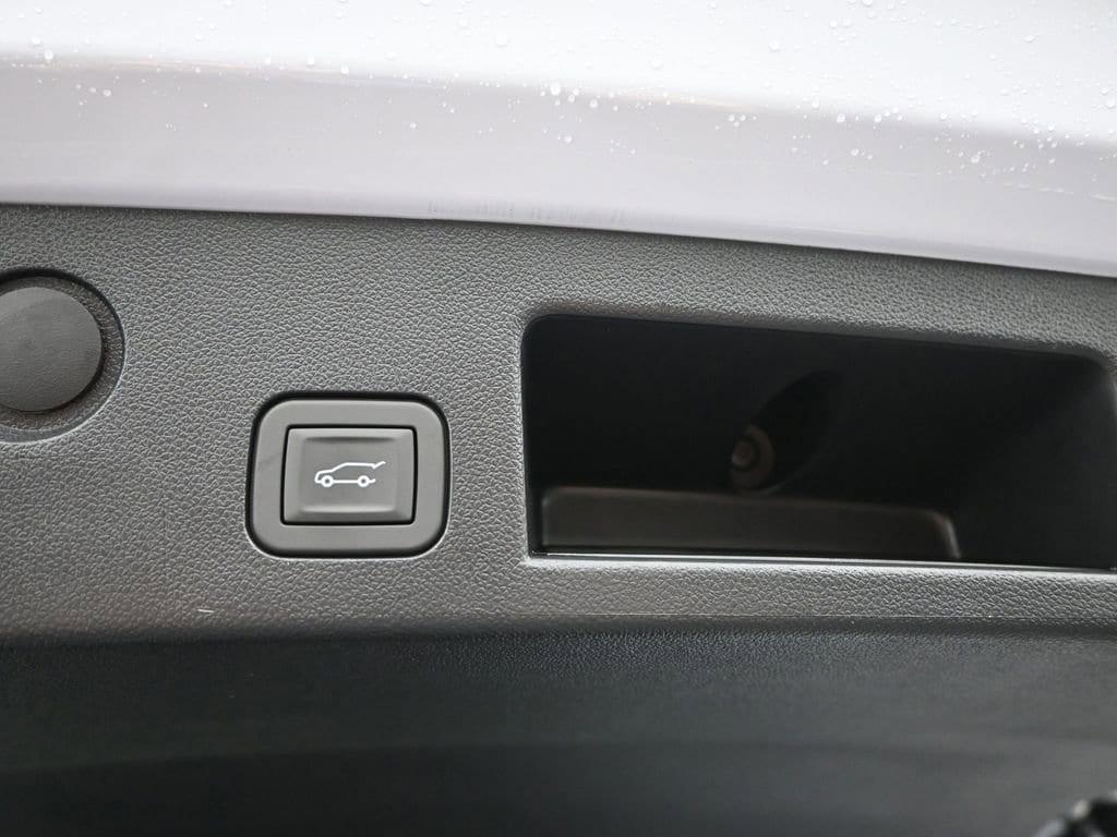 new 2026 Chevrolet Equinox car, priced at $33,340