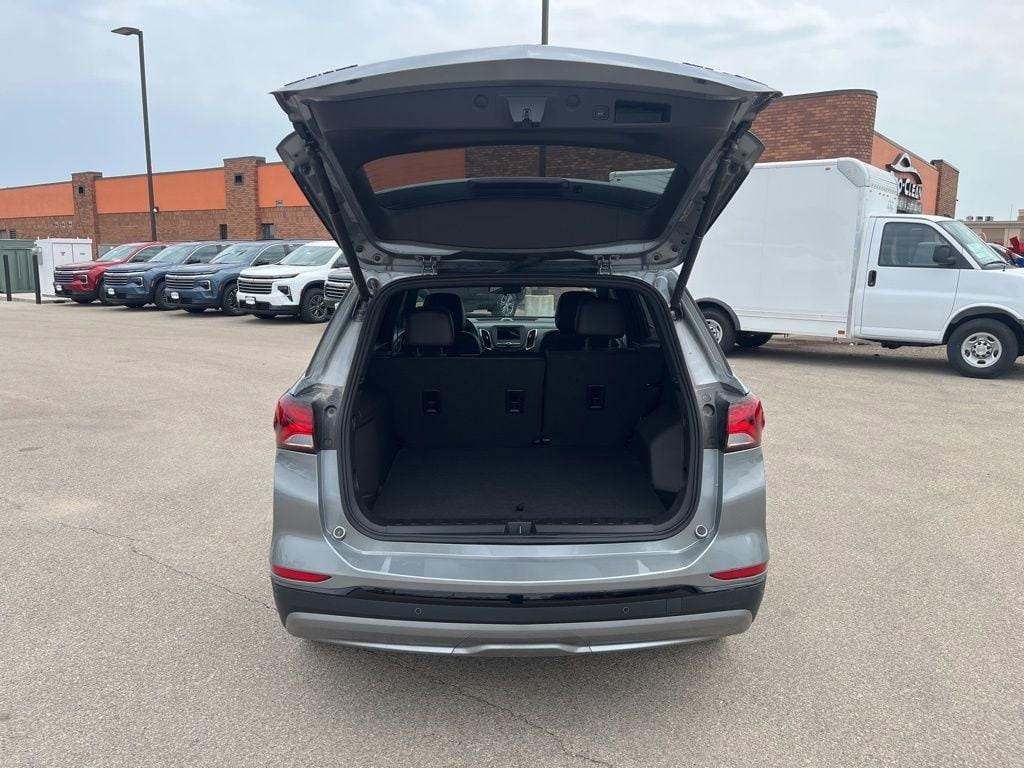 used 2024 Chevrolet Equinox car, priced at $25,398