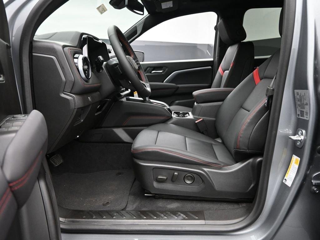 new 2025 Chevrolet Colorado car, priced at $47,565