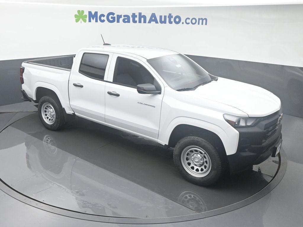 new 2025 Chevrolet Colorado car, priced at $34,140