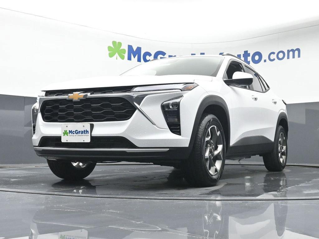 new 2025 Chevrolet Trax car, priced at $25,485