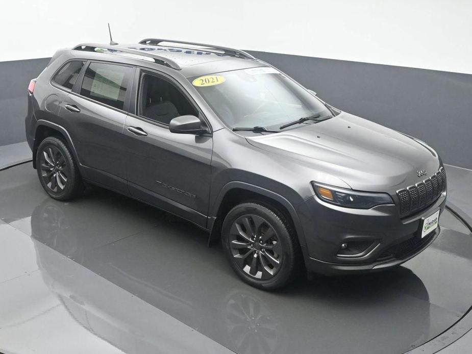 used 2021 Jeep Cherokee car, priced at $22,498