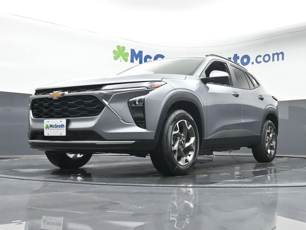 new 2025 Chevrolet Trax car, priced at $25,485